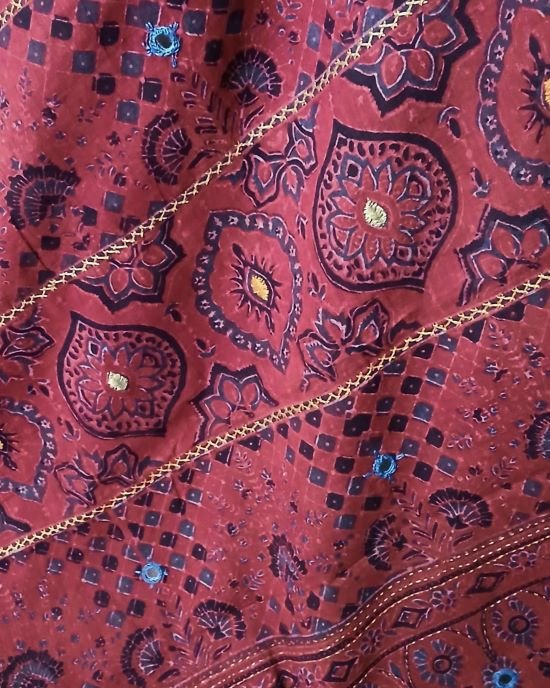 Barmer Ajrakh with Embroidered Palla Mul Cotton Saree – (AMCE1035) - Image 8