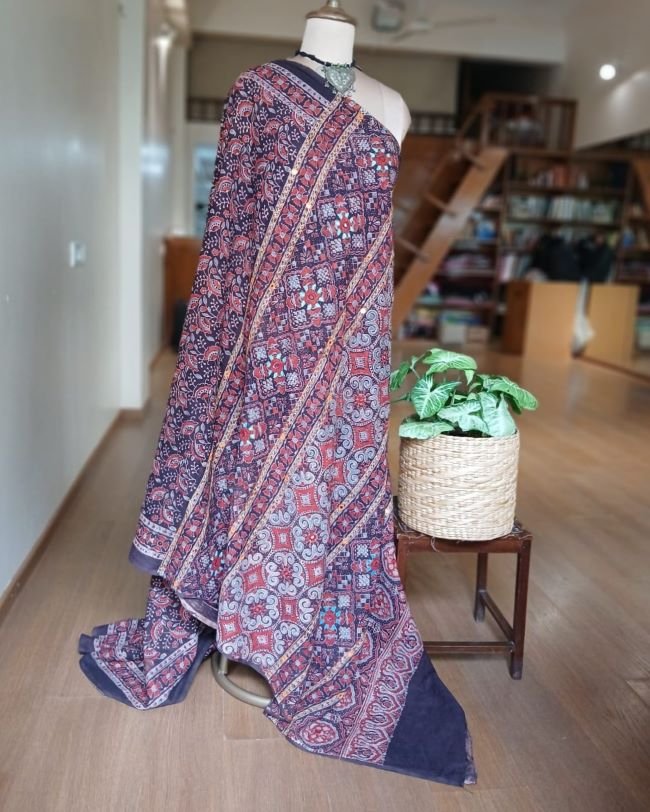 Barmer Ajrakh with Embroidered Palla Mul Cotton Saree- (AMCE1017) - Image 6