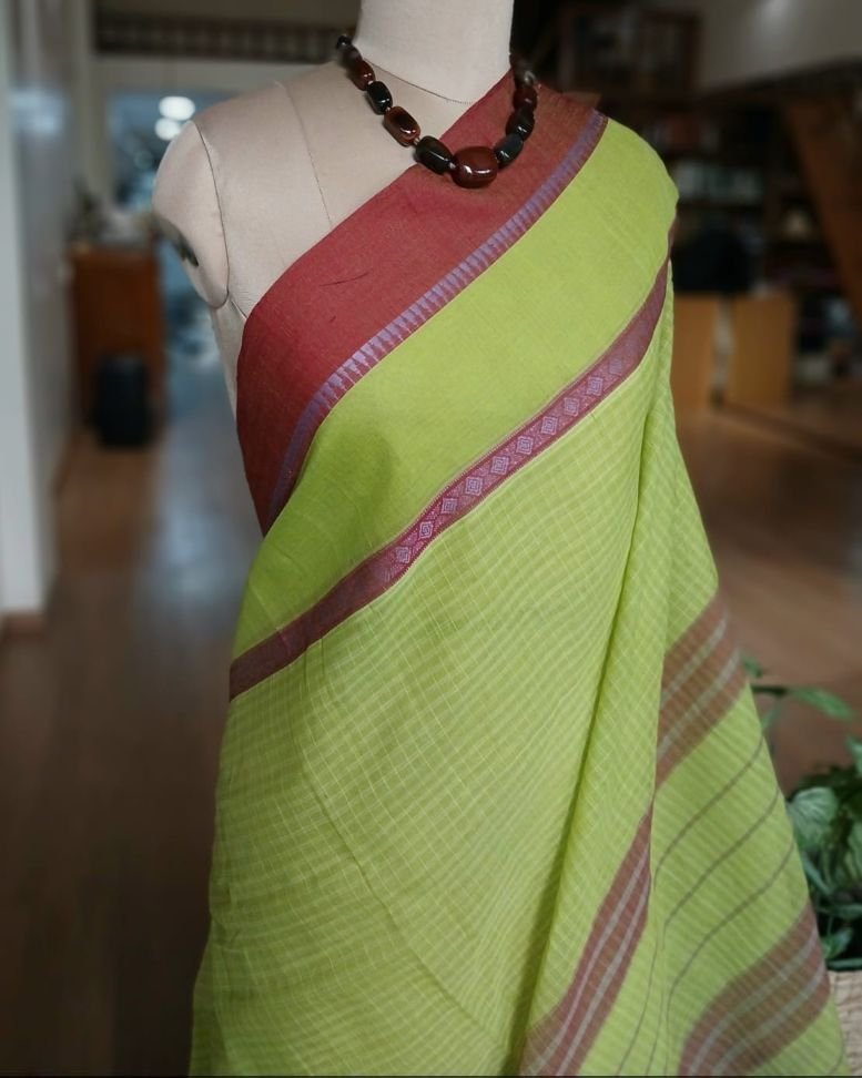 Handloom Cotton Saree from Narayanpet in Telangana - (HCSN0008) - Image 3