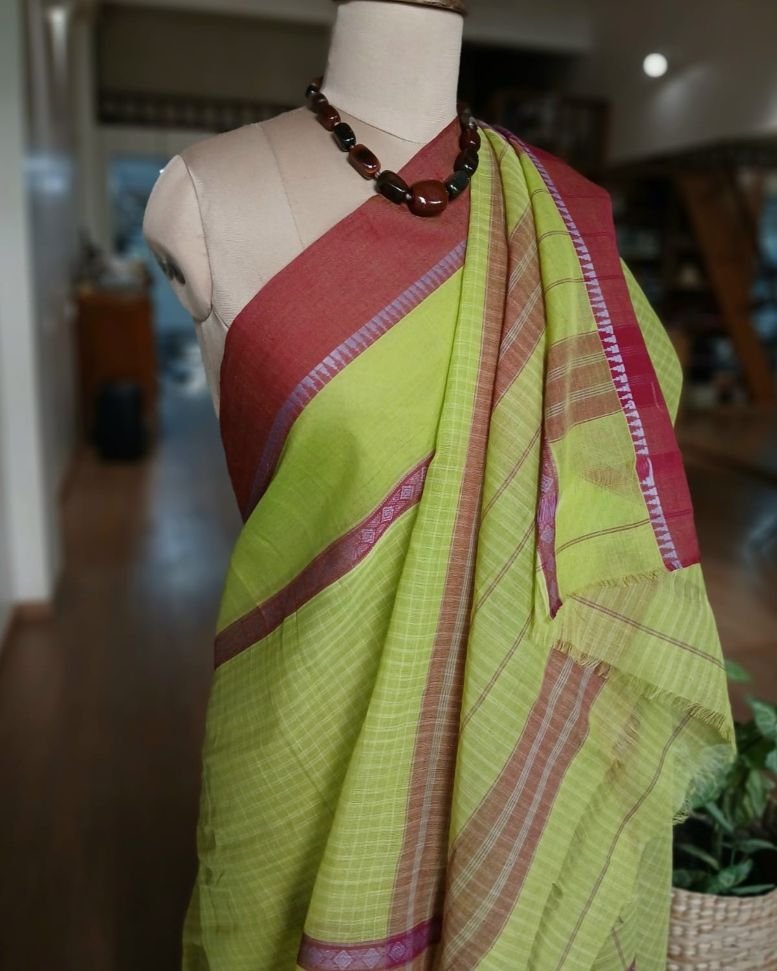 Handloom Cotton Saree from Narayanpet in Telangana - (HCSN0008) - Image 5