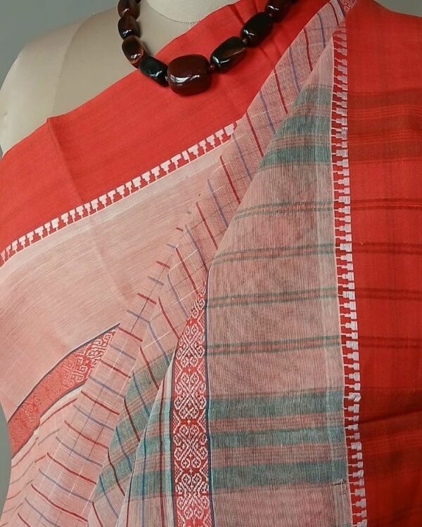 Handloom Cotton Saree from Narayanpet in Telangana - (HCSN0005) - Image 5