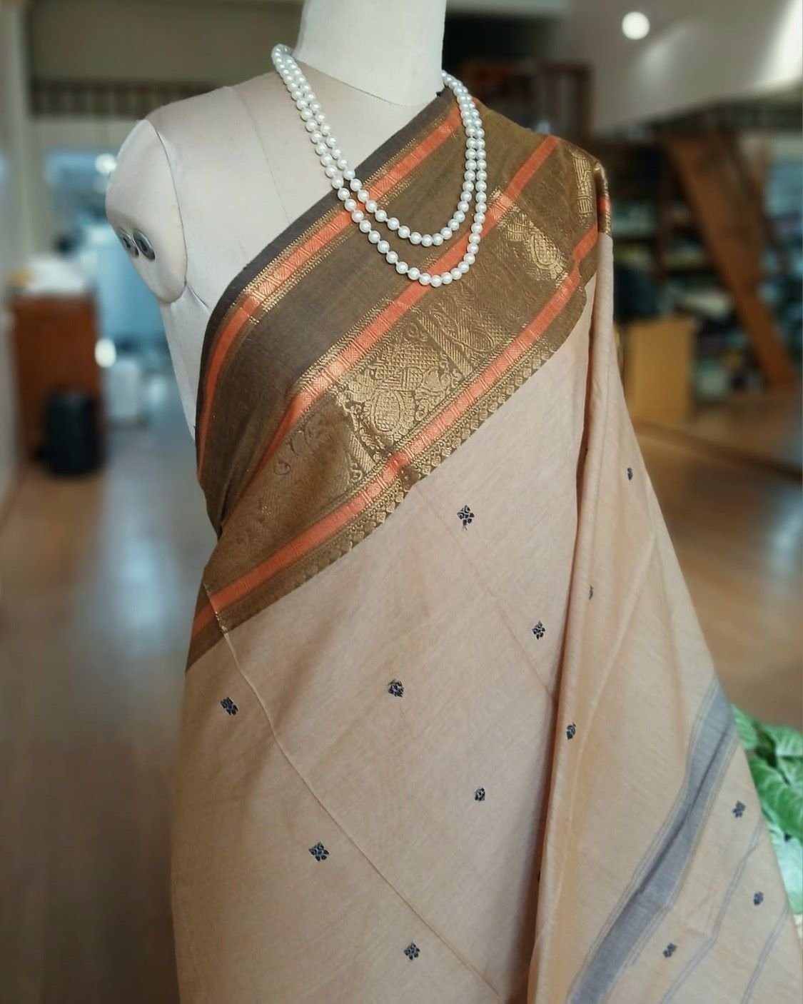 Cotton Handweave Saree from Sivagangai - (CHSS0005) - Image 3