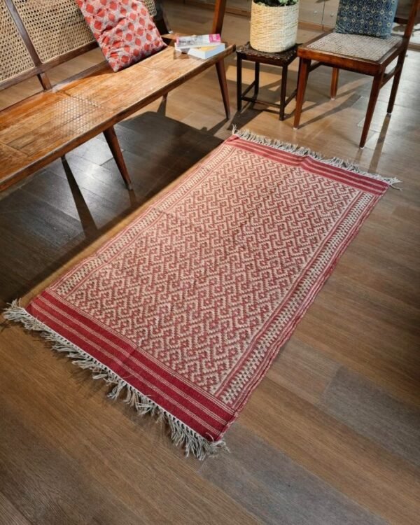 Handweave Dhurrie in jute, from Warangal -(HDJW0001) - Image 2