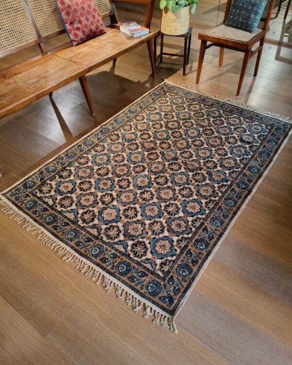 Kalamkari Dhurrie from Warangal (6 x 4 ft) – (NWKD1010) - Image 2