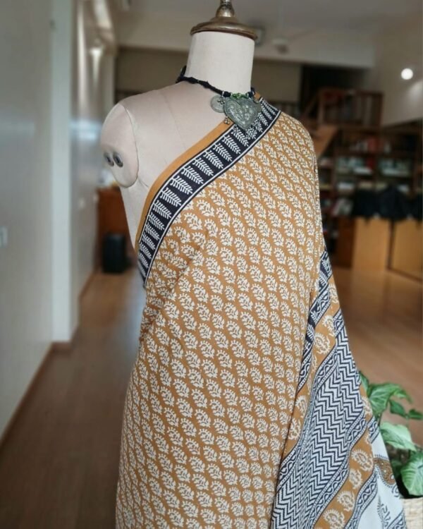 Handblock printed Mul cotton Saree from Bagru– (BHPS0002) - Image 2