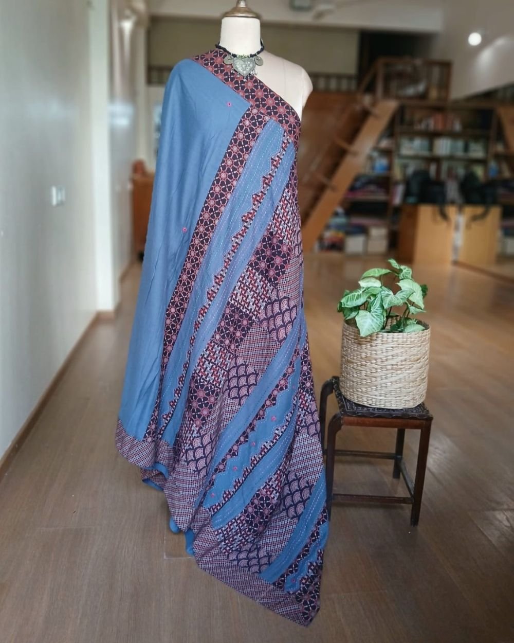 Ajrakh Applique Saree in Mul Cotton – (MCAS1026)