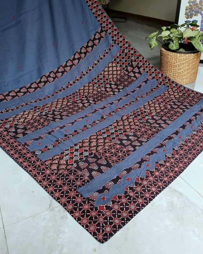 Ajrakh Applique Saree in Mul Cotton – (MCAS1034) - Image 3