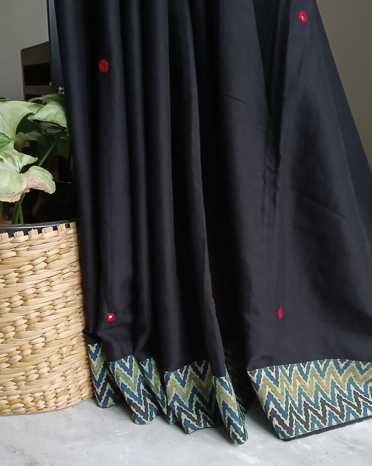 Ajrakh Applique Saree in Mul Cotton – (MCAS1027) - Image 3