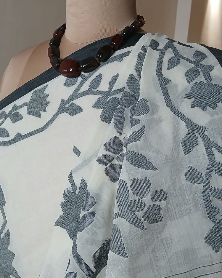 Hand Jamdani from Phulia - (HJFP0002) - Image 5