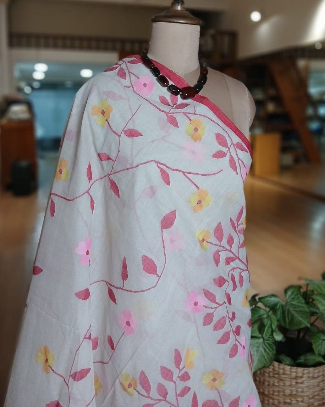 Hand Jamdani from Phulia - (HJFP0005) - Image 7