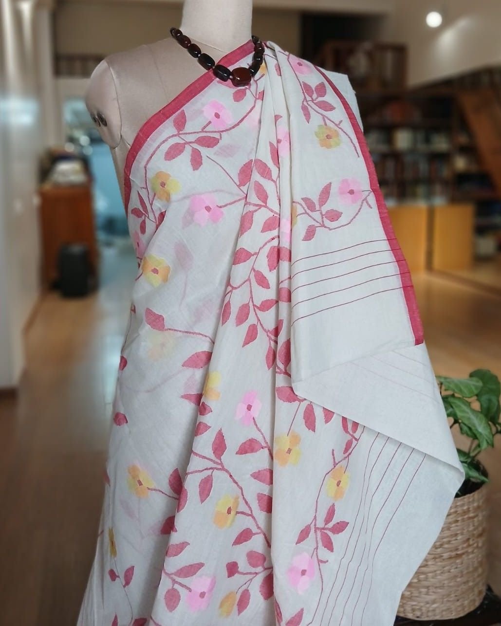 Hand Jamdani from Phulia - (HJFP0005) - Image 4