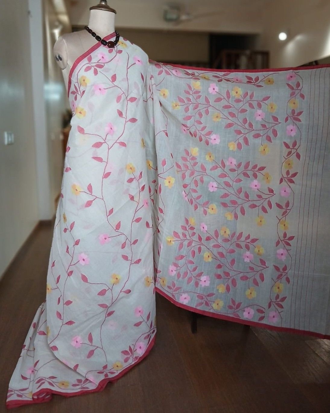 Hand Jamdani from Phulia - (HJFP0005) - Image 2