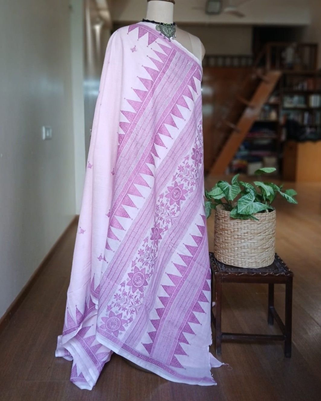 Cotton Kantha Saree from Santiniketan – (KNCS1037) - Image 6