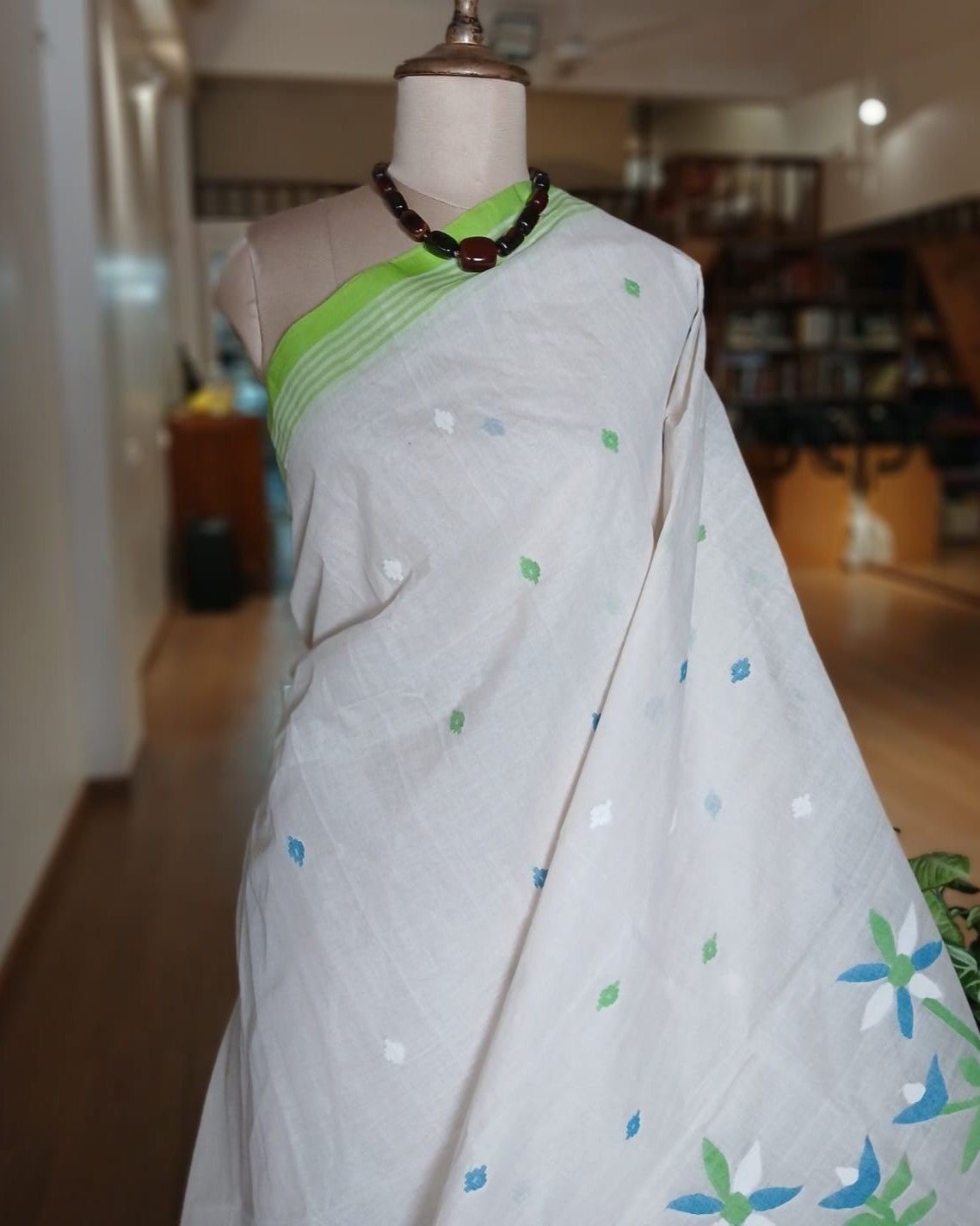 Crisp Cotton Hand Jamdani from Phulia in West Bengal - (CCHJ0009) - Image 4