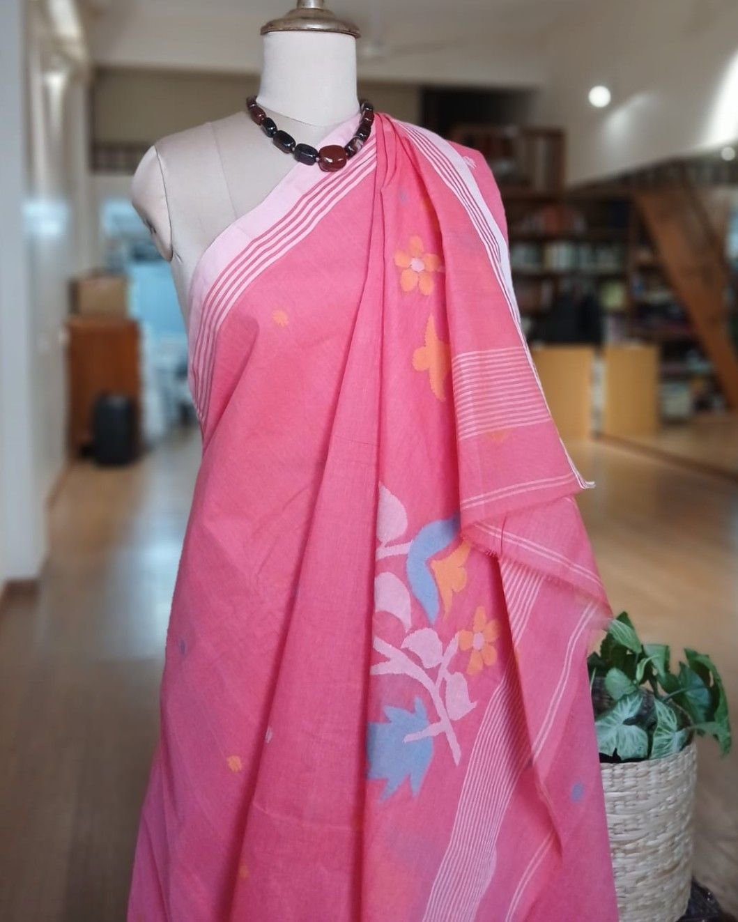 Crisp Cotton Hand Jamdani from Phulia in West Bengal - (CCHJ0010)
