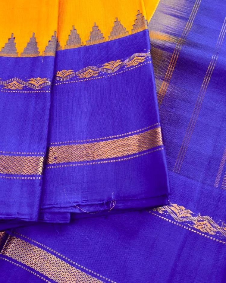 Gadwal Handweave Silk Saree with Kuttu Borders – (GHSS0021) - Image 2