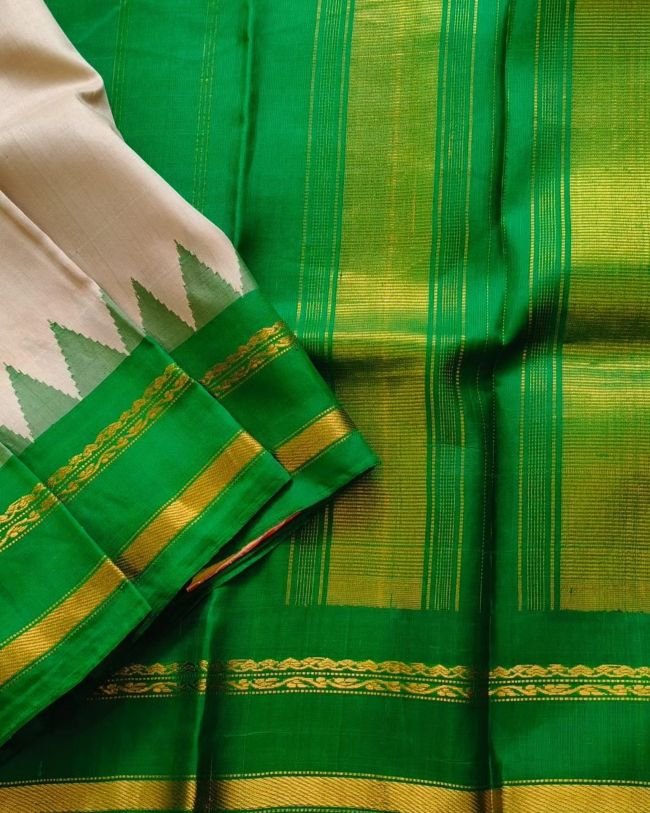 Gadwal Handweave Saree with Kuttu Borders – (GHSS0018)