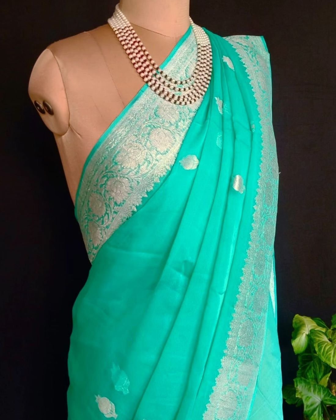 Georgette Pure Silk Handweave from Banaras – (GBHS1009) - Image 3
