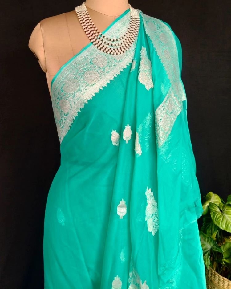 Georgette Pure Silk Handweave from Banaras – (GBHS1009) - Image 4