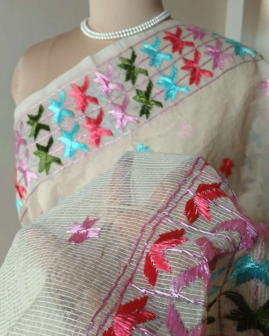 Phulkari Hand Embroidered Saree from Punjab -(PHES0001) - Image 4