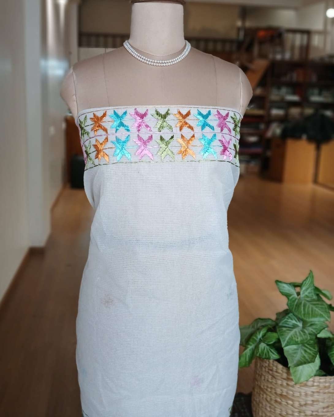 Phulkari Hand Embroidered Saree from Punjab -(PHES0002) - Image 7