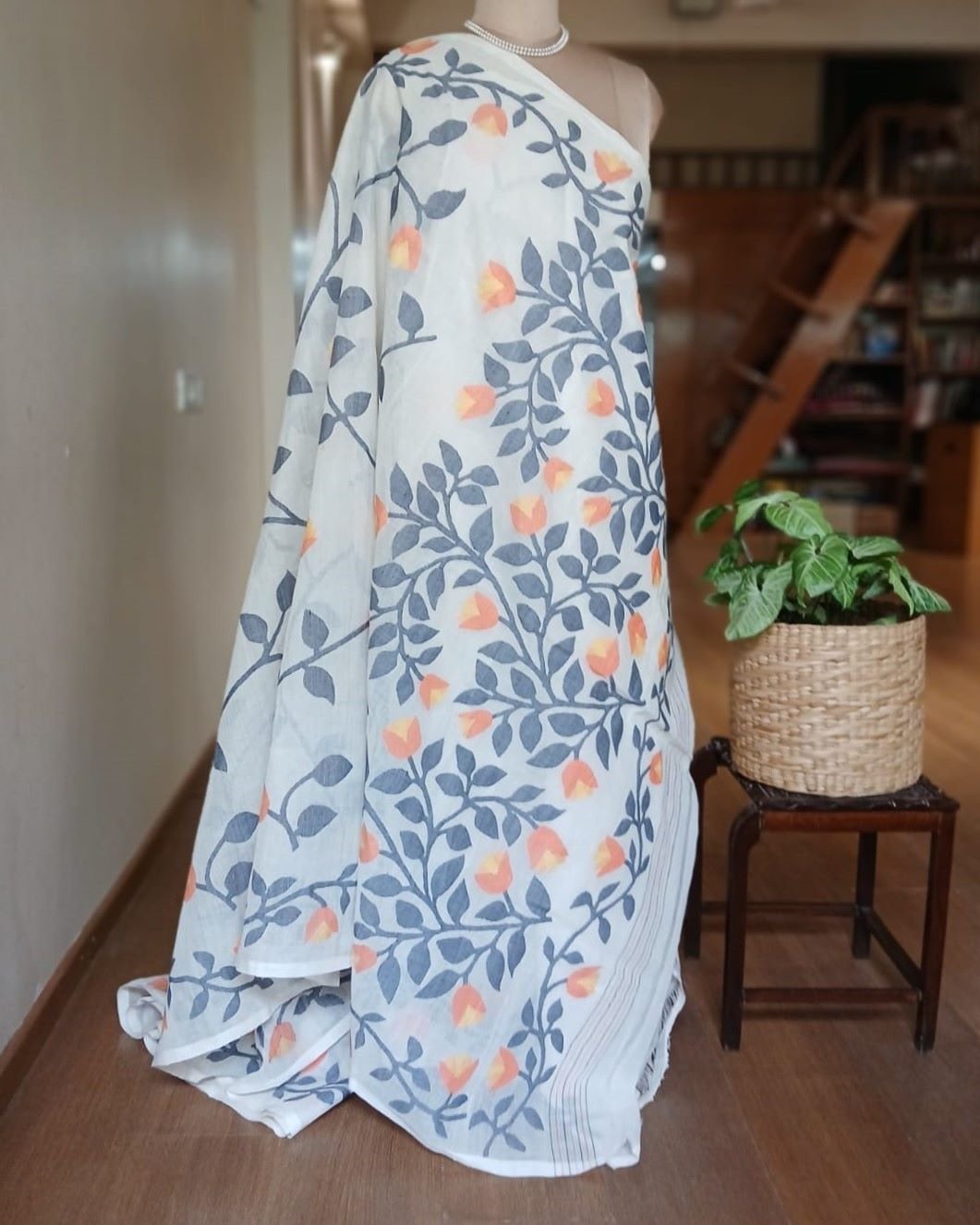 Hand Jamdani from Phulia - (HJFP0001) - Image 7