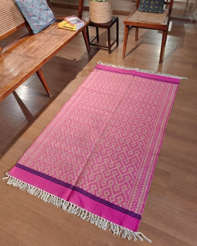 Warangal Cotton Dhurries with Jute Thread Designs – (HDJW0007) - Image 2