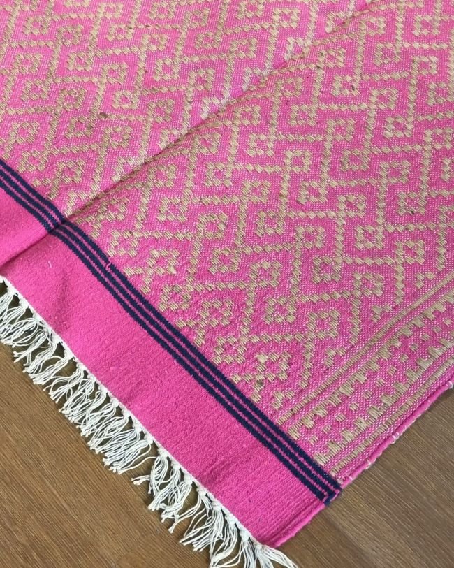 Warangal Cotton Dhurries with Jute Thread Designs – (HDJW0007)