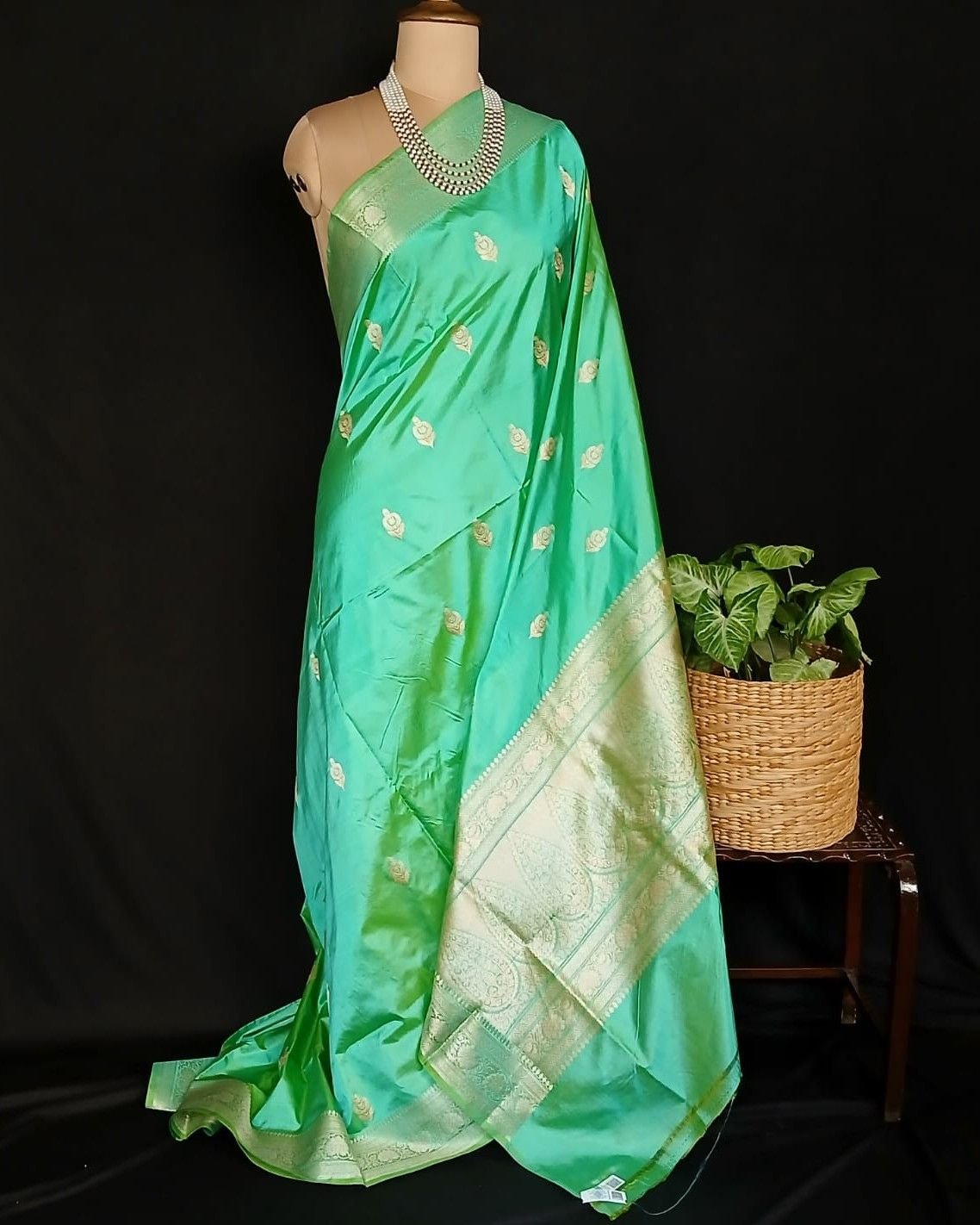 Banarasi Kadua Katan Silk Saree – (BANA1035)