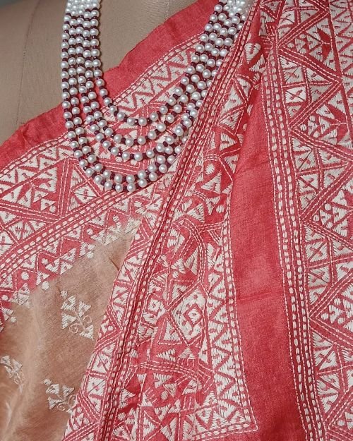 PadmaShree Takdira Begum’s Tussar Silk Kantha Saree – (SKTS1019)