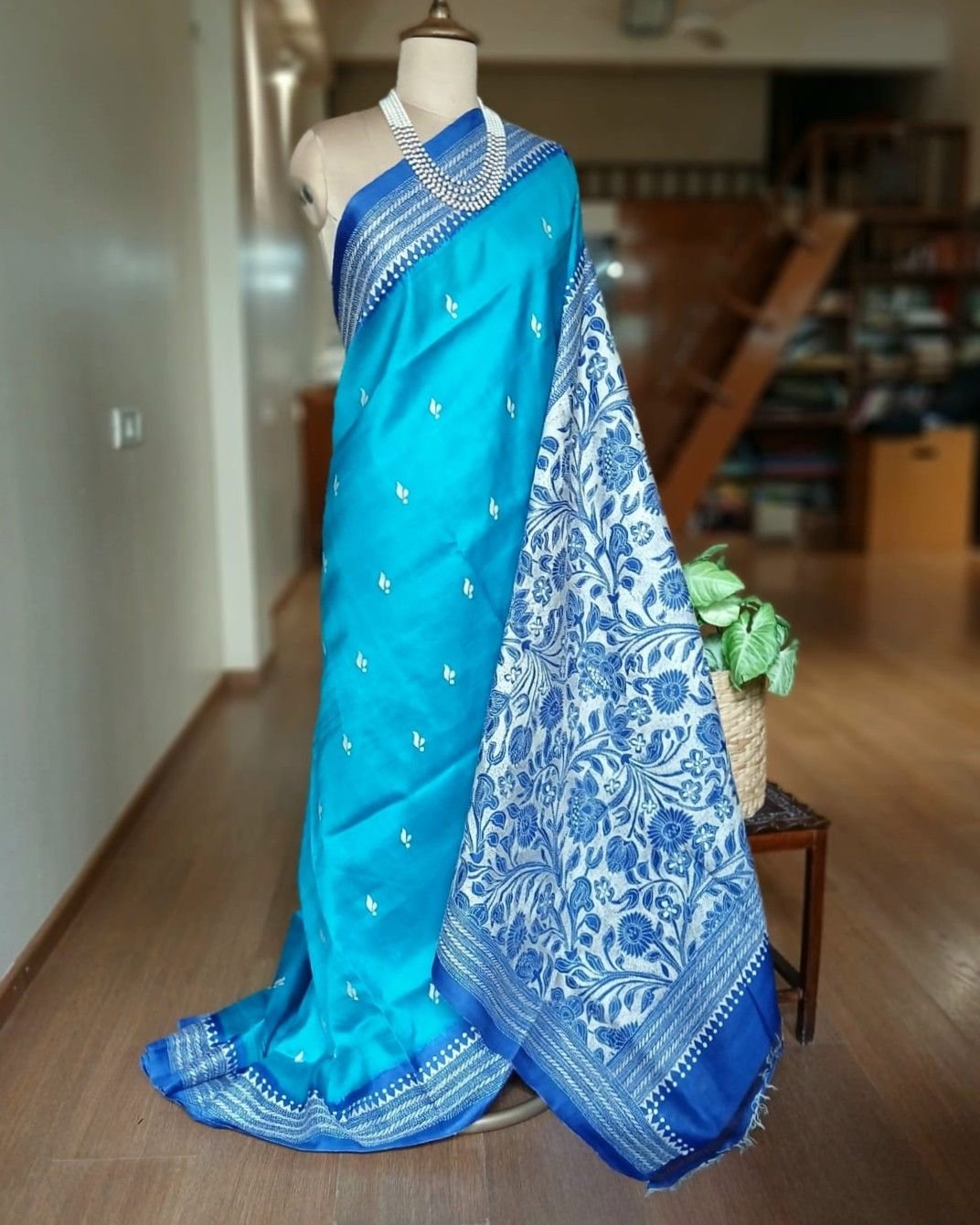 Santiniketan Kantha Saree in pure Bisnupuri Silk – (SNBK1039) - Image 2