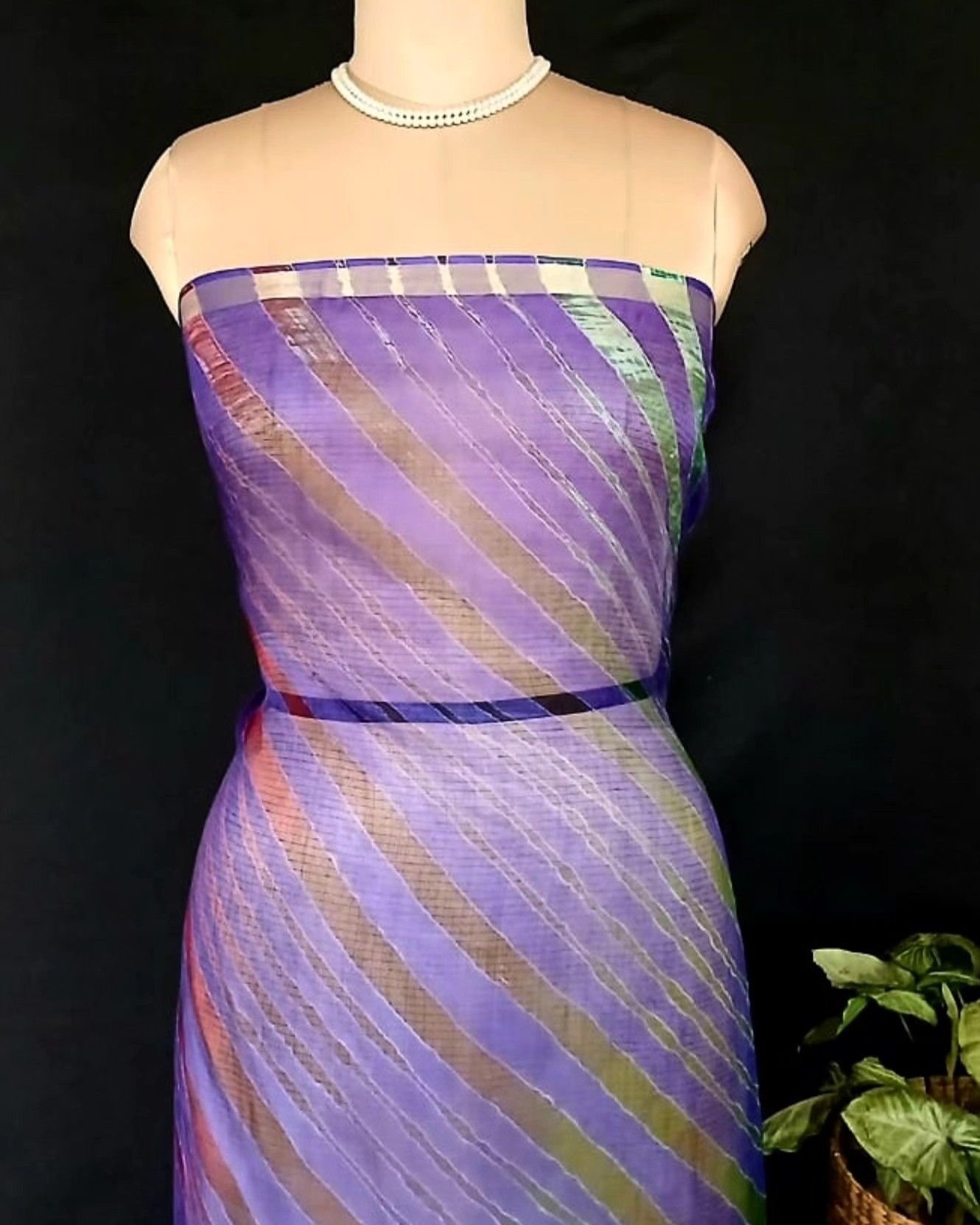 Hand tie-dye Leheriya on Kota Silk (HTKS0019) - Image 5