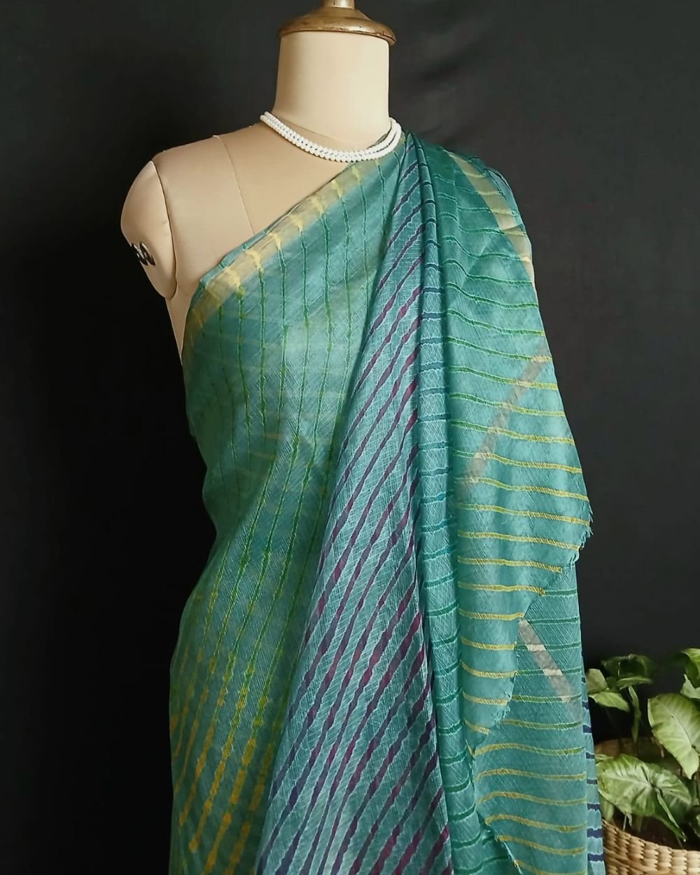 Hand tie-dye Leheriya on Kota Silk (HTKS0046)