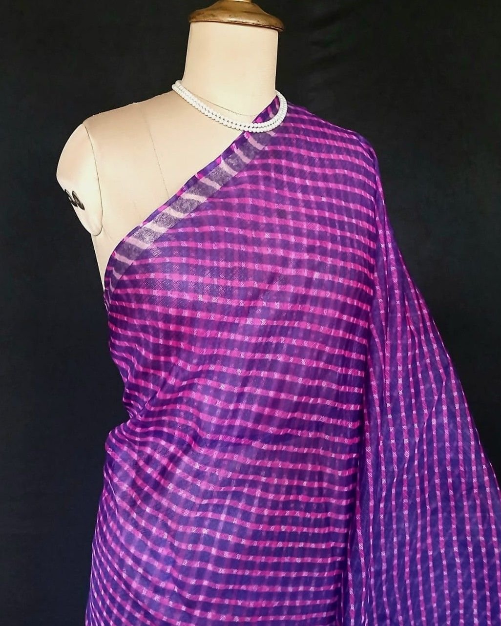 Hand tie-dye Leheriya on Kota Silk (HTKS0036) - Image 4