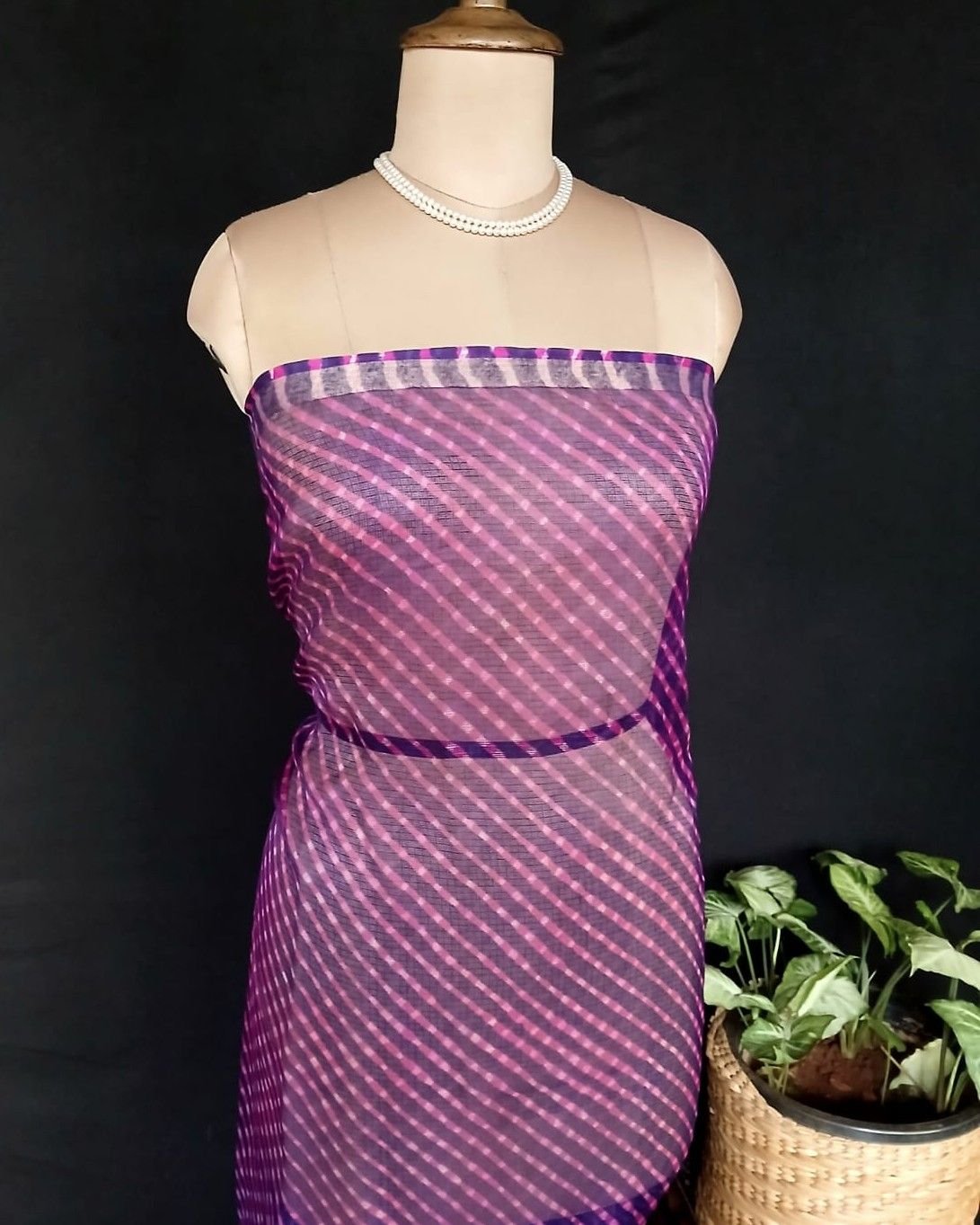 Hand tie-dye Leheriya on Kota Silk (HTKS0036) - Image 7