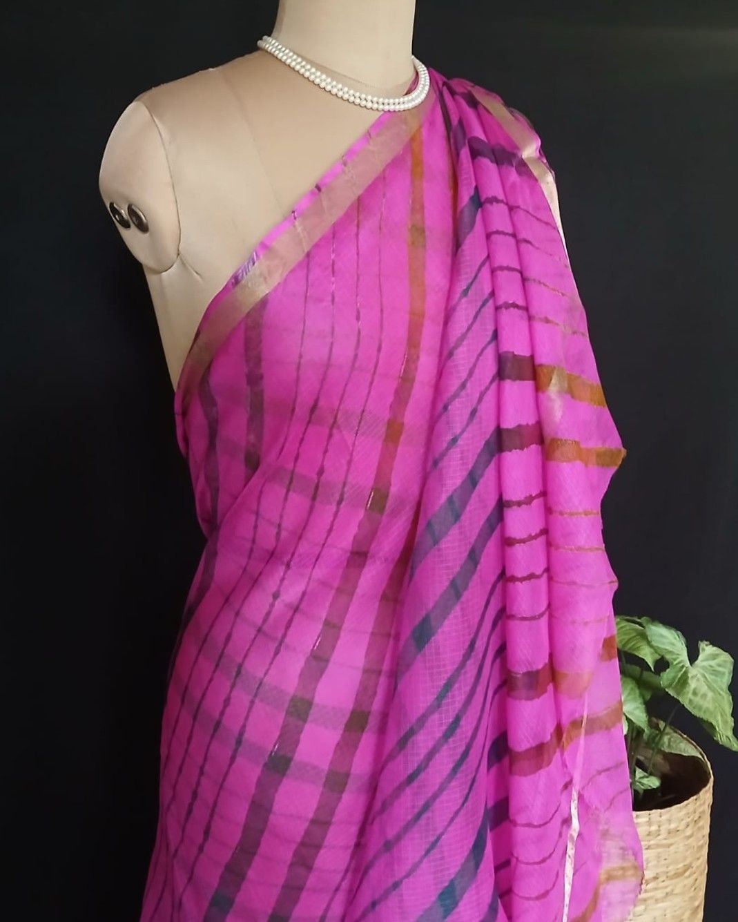 Hand tie-dye Leheriya on Kota Silk (HTKS0040)