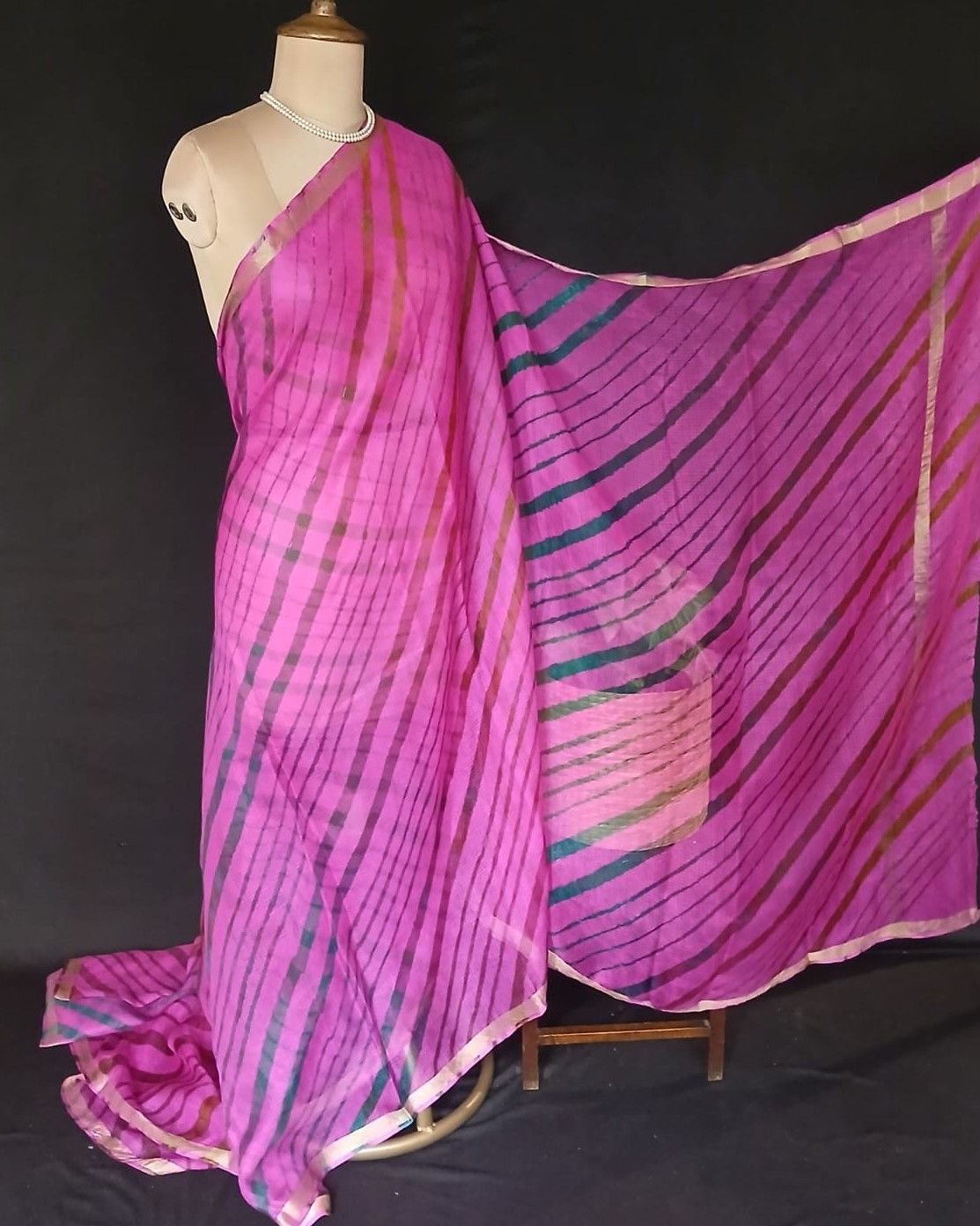 Hand tie-dye Leheriya on Kota Silk (HTKS0040) - Image 2