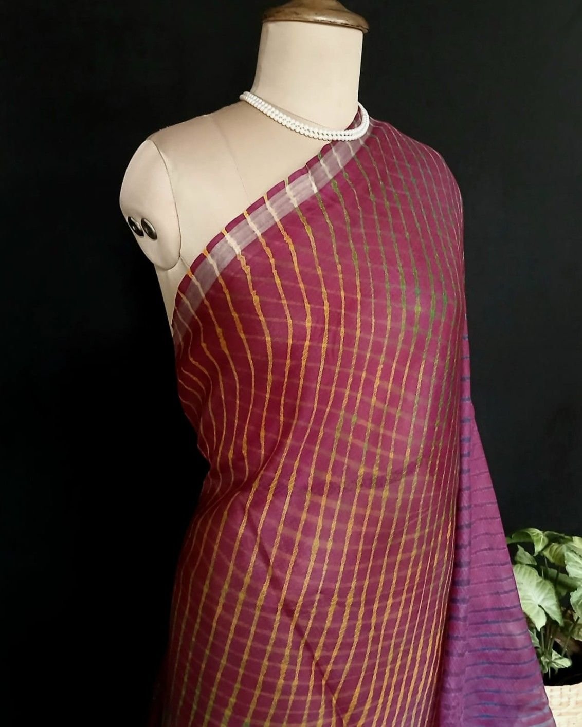 Hand tie-dye Leheriya on Kota Silk (HTKS0043) - Image 4