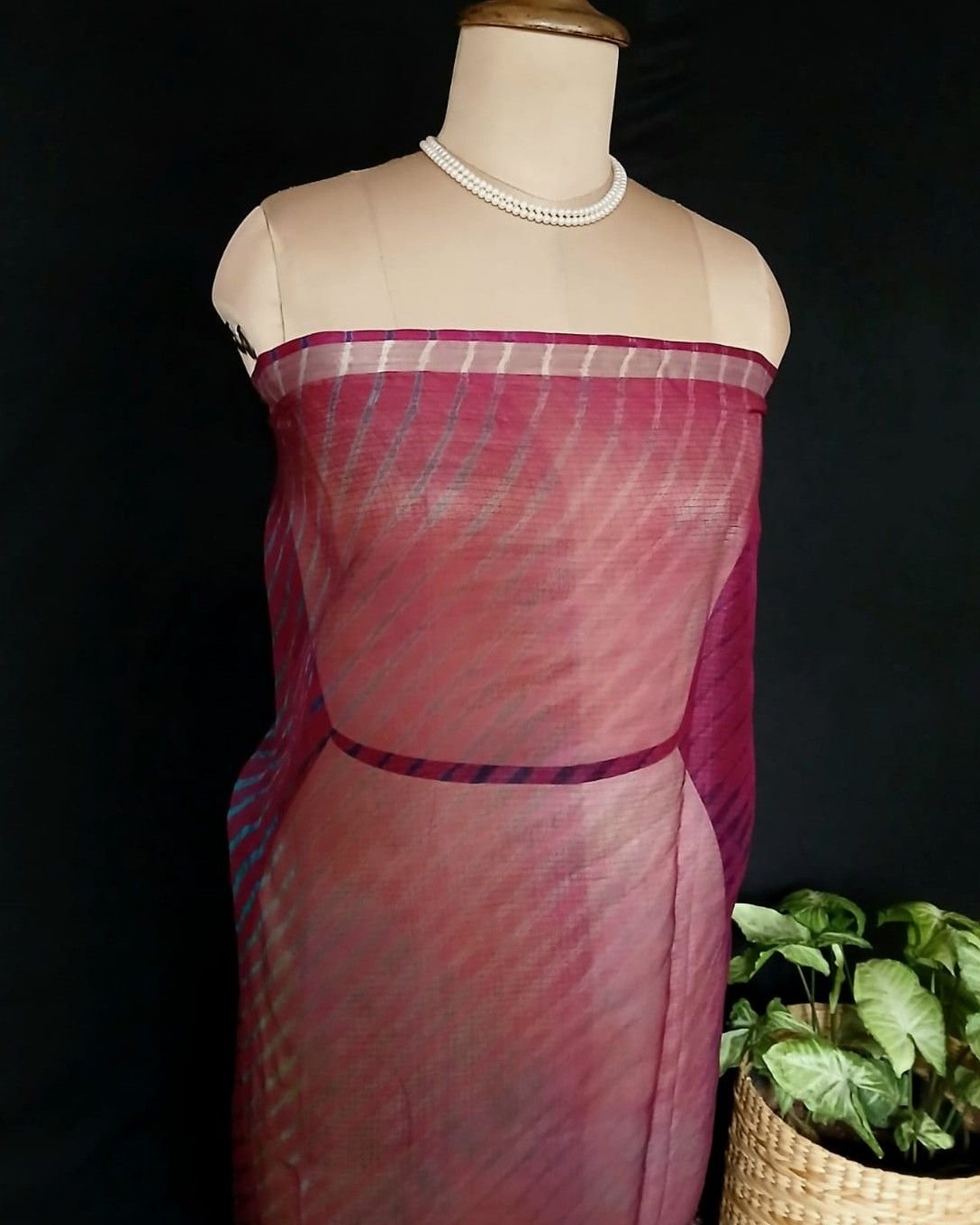 Hand tie-dye Leheriya on Kota Silk (HTKS0043) - Image 7