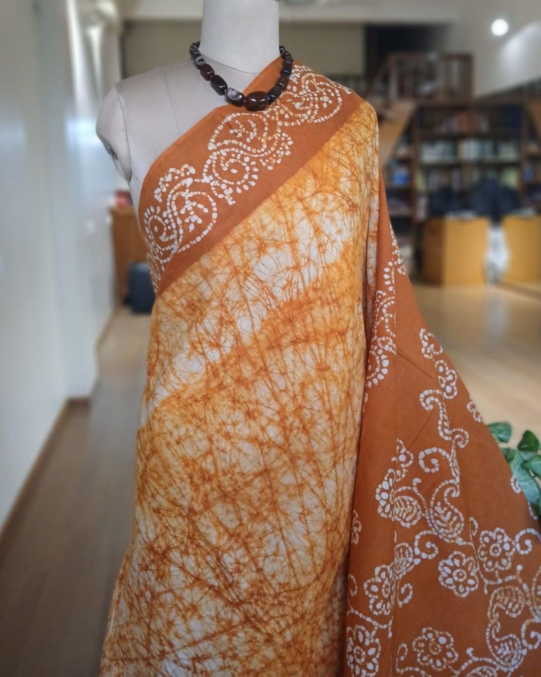 No-Zari Batik Saree from Madurai - (NZBS0008) - Image 3