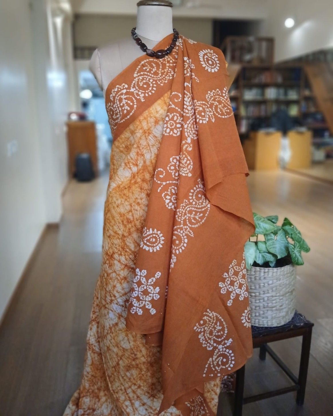 No-Zari Batik Saree from Madurai - (NZBS0008) - Image 5