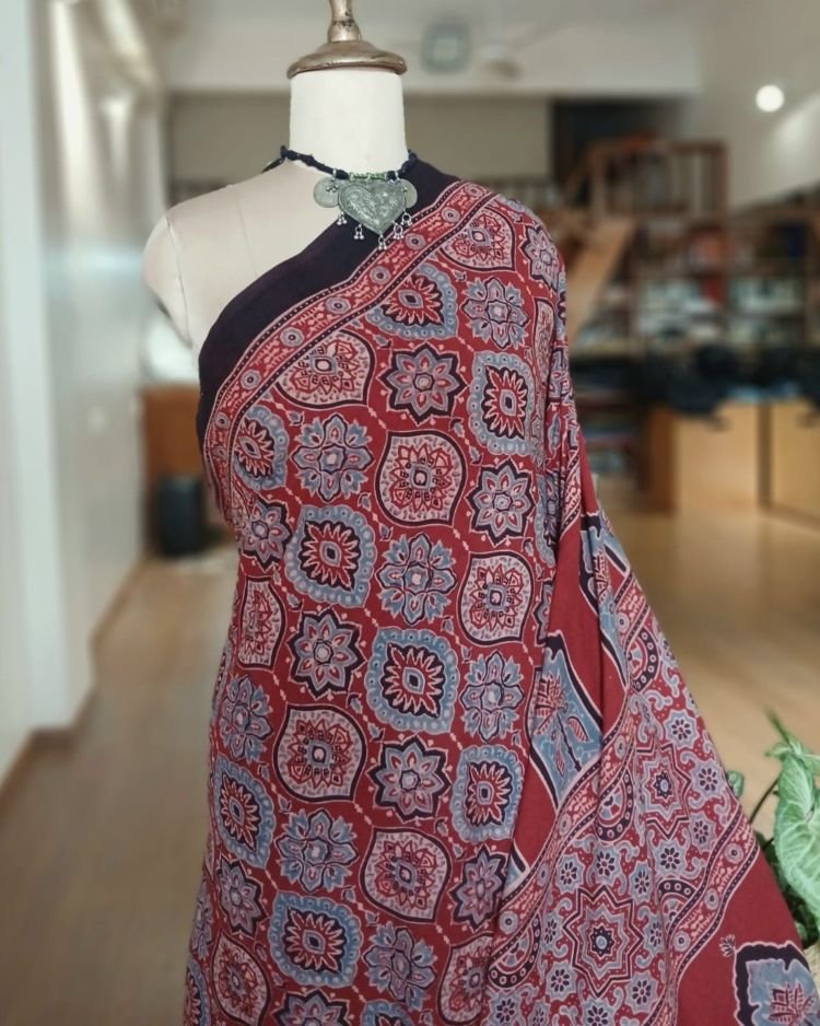 Ajrakh Mul Cotton Saree – (AMCS1042) - Image 2