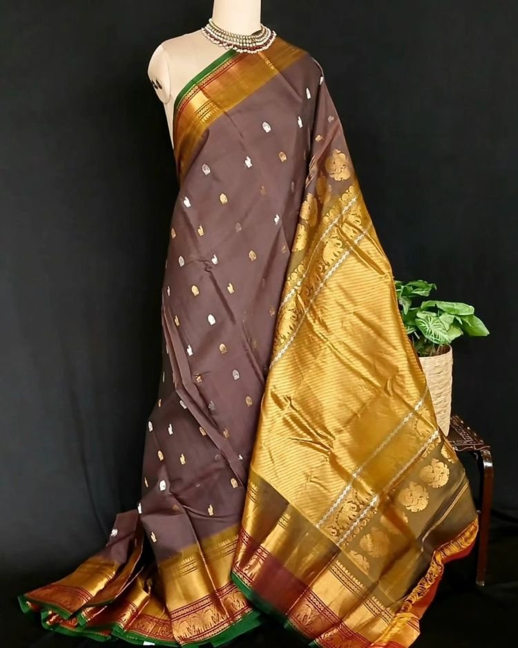 Grand Silk-Cotton Gadwal Handweave Saree with Zari Borders – (GHSS0016)