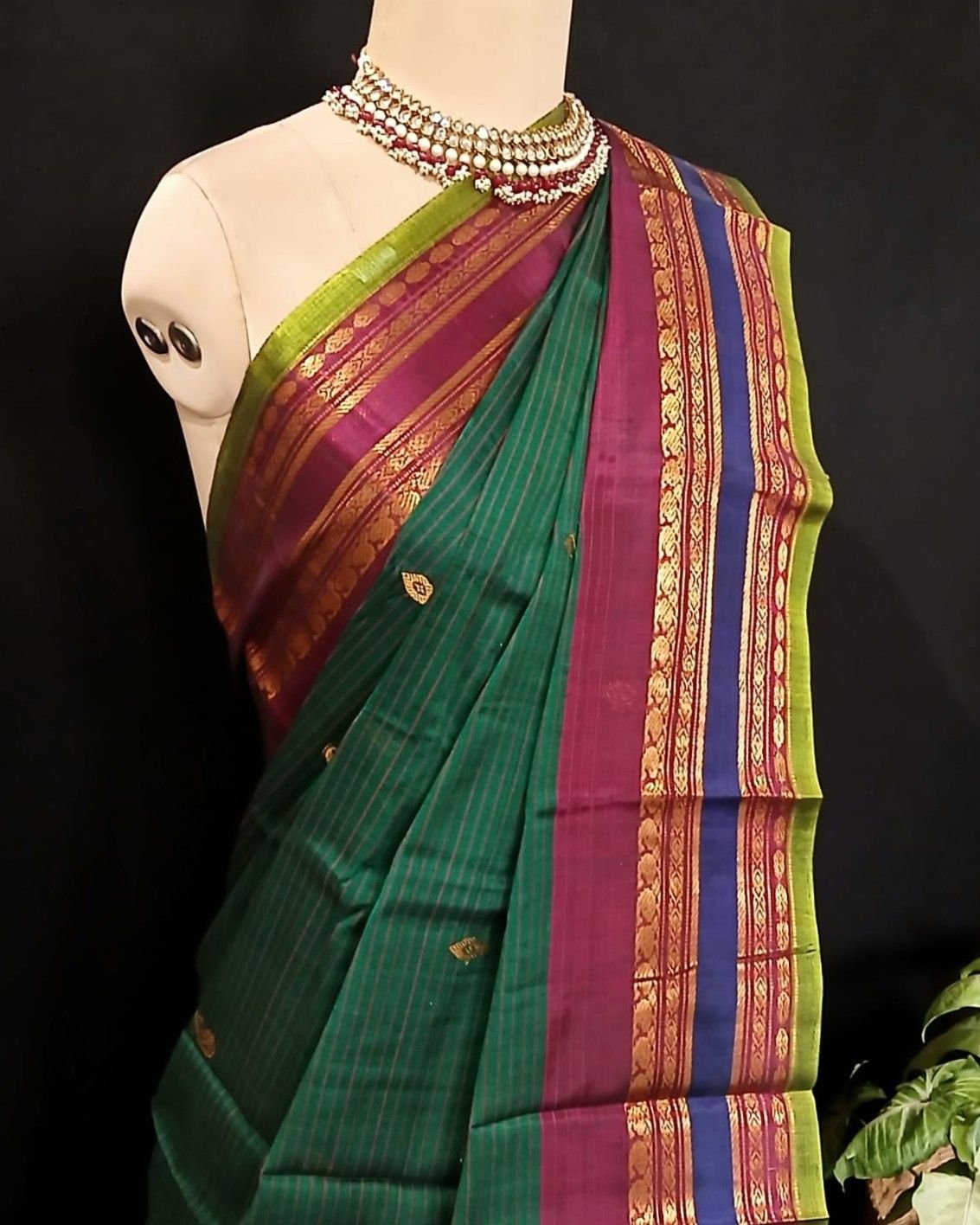 Grand Silk-Cotton Gadwal Handweave Saree with Zari Borders – (GHSS0007) - Image 3