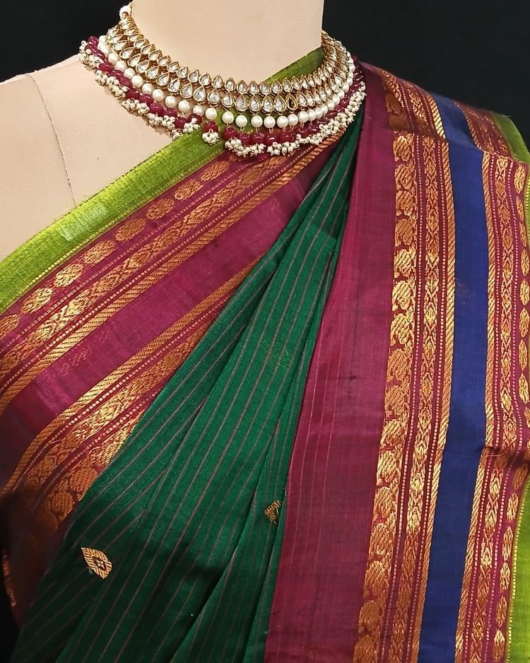Grand Silk-Cotton Gadwal Handweave Saree with Zari Borders – (GHSS0007) - Image 4