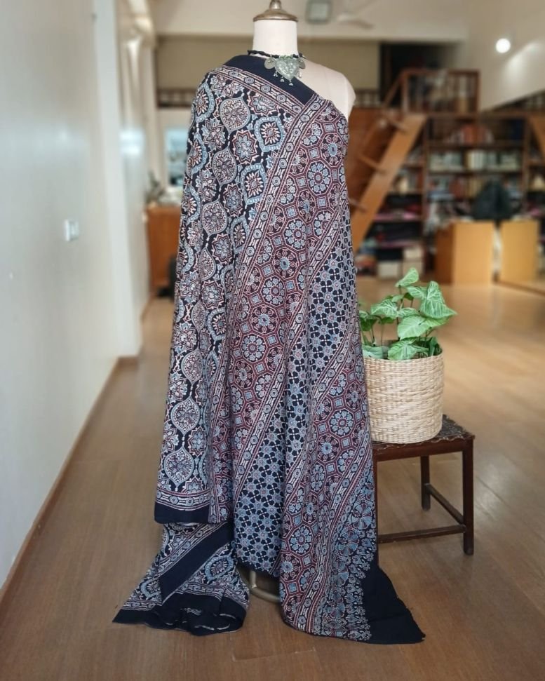 Ajrakh Mul Cotton Saree – (AMCS1047) - Image 7