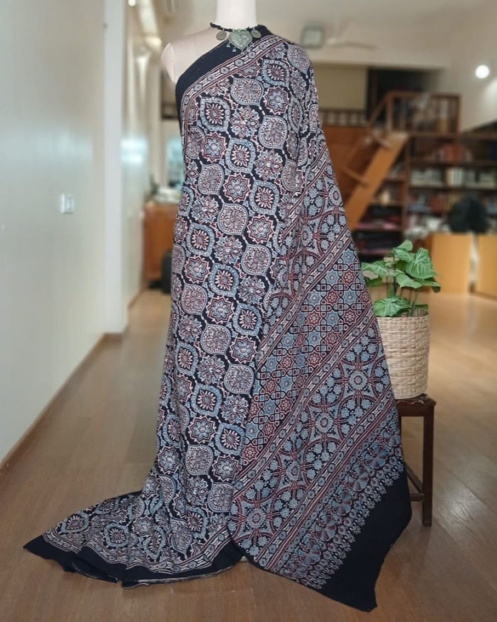 Ajrakh Mul Cotton Saree – (AMCS1045)