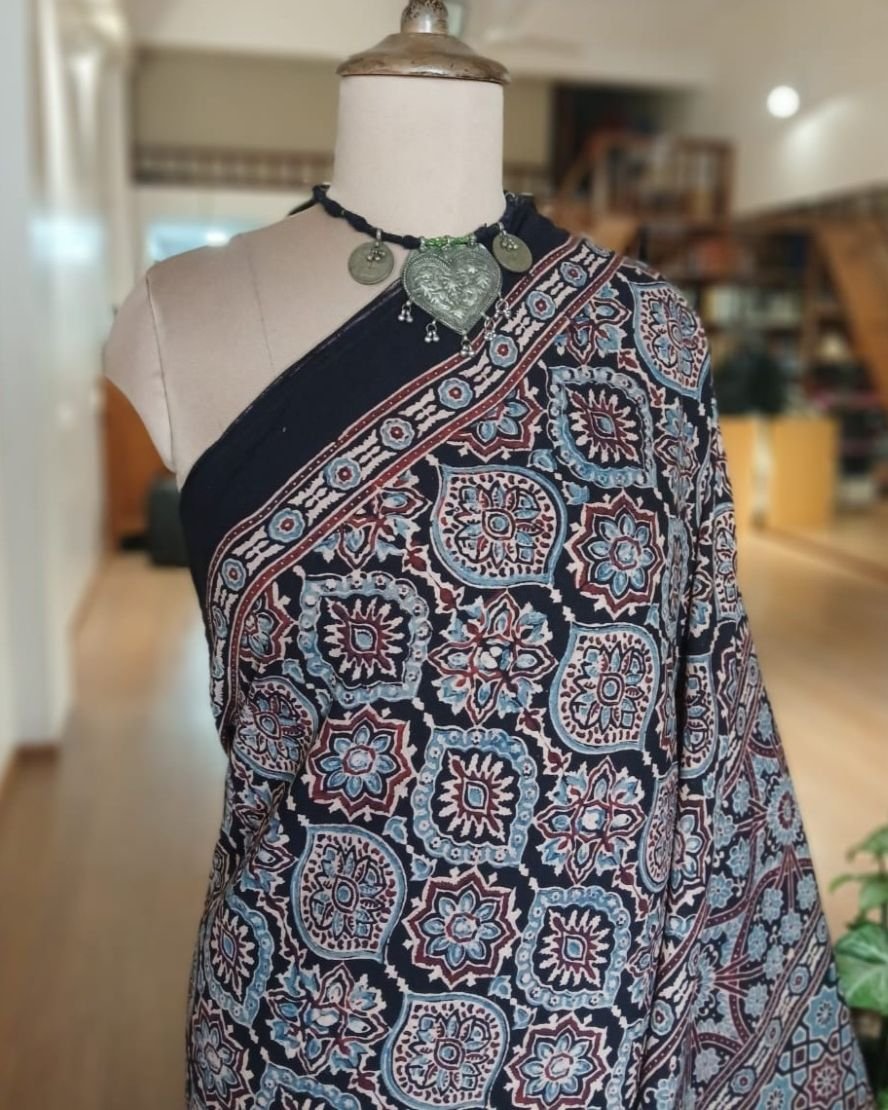 Ajrakh Mul Cotton Saree – (AMCS1045) - Image 2