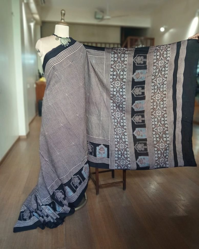 Ajrakh Mul Cotton Saree – (AMCS1044) - Image 7