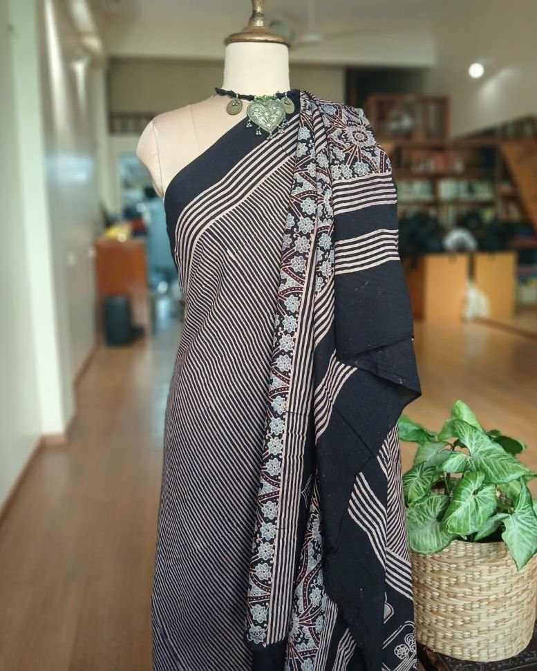 Ajrakh Mul Cotton Saree – (AMCS1044) - Image 5